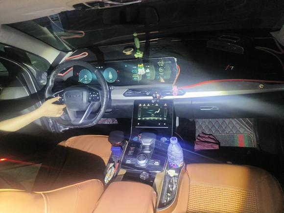 [苏州·苏U] 二手北京汽车北京X72020款 1.5TD DCT致领版