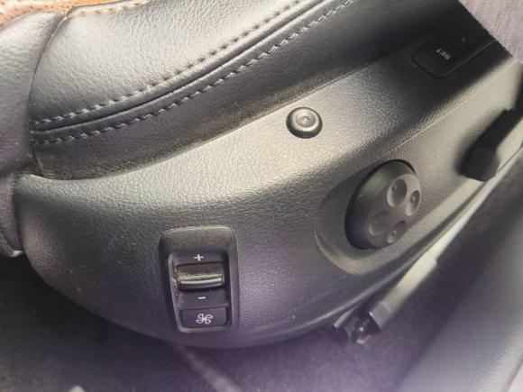 [上海·沪D] 二手大众一汽-大众CC2013款 2.0TSI 至尊型