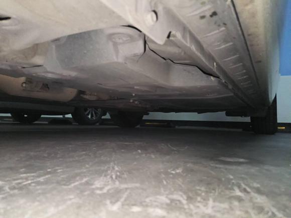 [广州·粤A] 二手丰田雷凌2016款 双擎 1.8H GS E-CVT精英天窗版