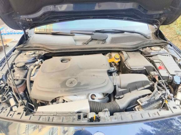 [无锡·苏B] 二手奔驰奔驰GLA2017款 GLA 200 动感型