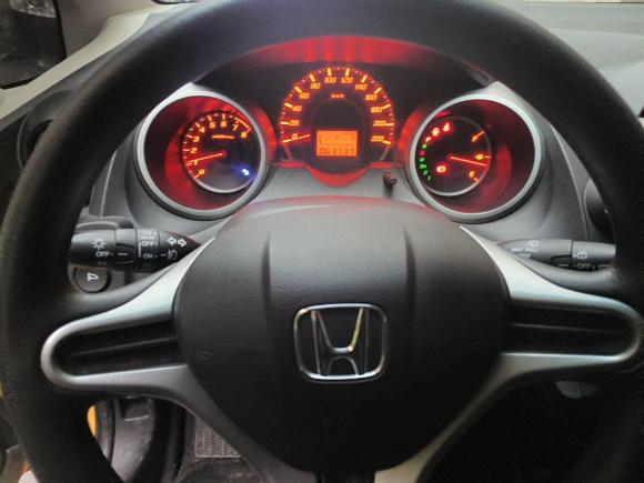 [义乌·浙G] 二手本田飞度2011款 1.5L 自动豪华版