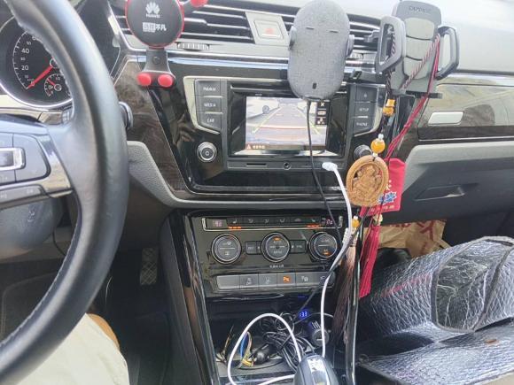 [上海·沪J] 二手大众途安2016款 途安L 280TSI DSG豪华版