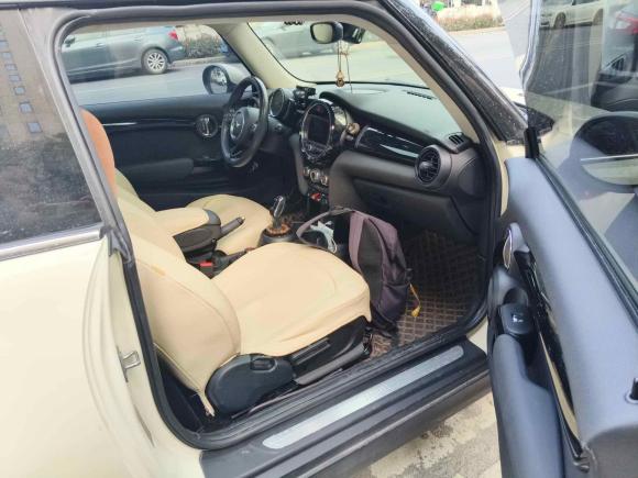 [武汉·鄂A] 二手MINIMINI2018款 1.5T ONE PLUS