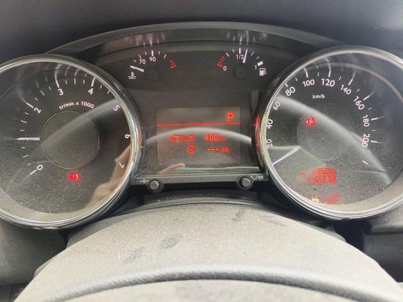 [南京·苏A] 二手标致标致30082013款 2.0L 自动潮流版