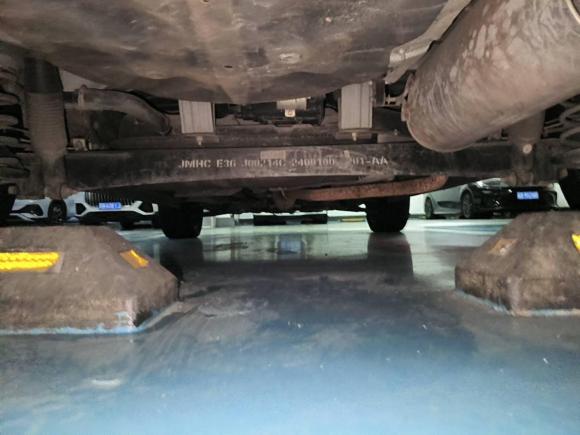 [深圳·粤S] 二手陆风陆风X22017款 1.6L 自动劲锐版