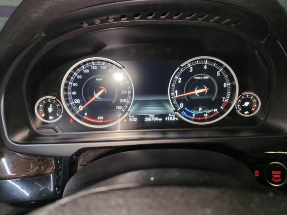 [武汉·鄂A] 二手宝马宝马X52017款 xDrive28i