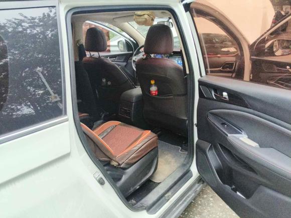 [广州·粤V] 二手长安欧尚长安欧尚A8002017款 1.6L 手动豪华型