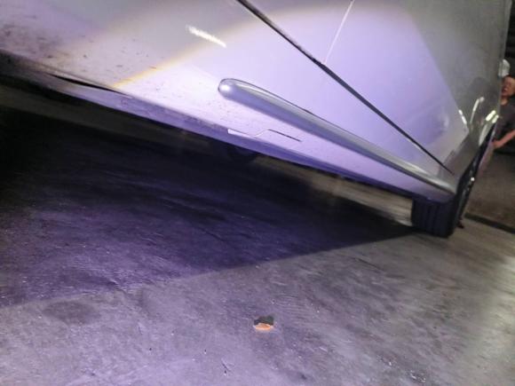 [上海·沪D] 二手奔驰奔驰C级2018款 C 200 L 运动版