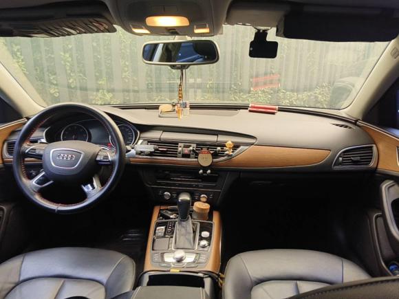 [上海·沪E] 二手奥迪奥迪A6L2018款 30周年年型 30 FSI 风尚型