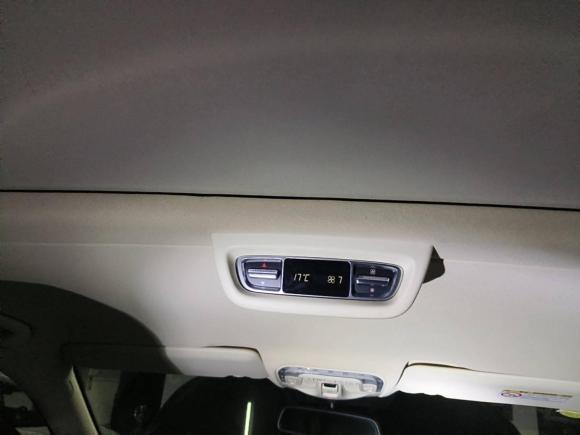 [上海·沪G] 二手奔驰奔驰V级2021款 V 260 尊贵版