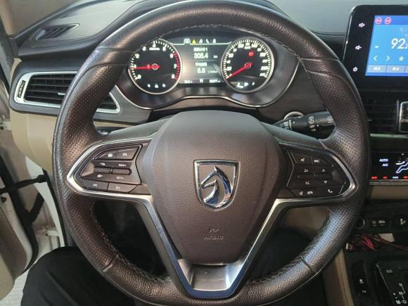 [广州·粤A] 二手宝骏宝骏7302017款 1.8L iAMT尊享型 7座