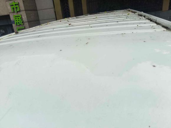 [杭州·浙A] 二手上汽大通MAXUS新途V802023款 2.0T AMT经典傲运通长轴中顶6/7/8/9座