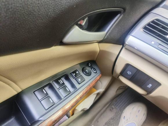 [上海·沪M] 二手本田雅阁2011款 2.4L EX