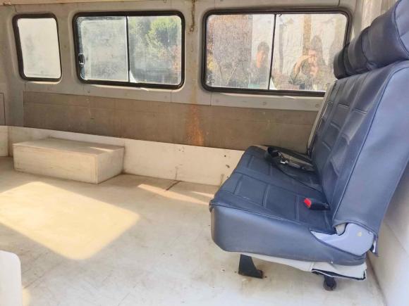 [湖州·浙E] 二手依维柯依维柯褒迪2012款 2.5T-A32 基本型