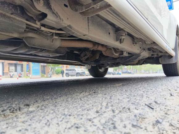 [南通·苏F] 二手五十铃铃拓2020款 2.5T四驱手动领航版 国VI JE4D25Q6A