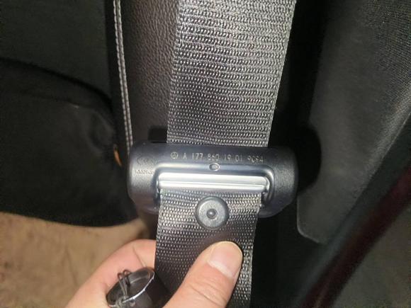 [西安·陕A] 二手奔驰奔驰A级2020款 A 180 L 运动轿车