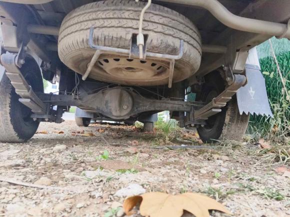 [义乌·浙G] 二手金杯金杯金卡S32022款 1.6L栏板车双排标准型2.35米SWD16MS