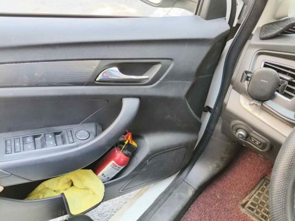 [杭州·浙A] 二手荣威荣威3602017款 1.5L 自动豪华版