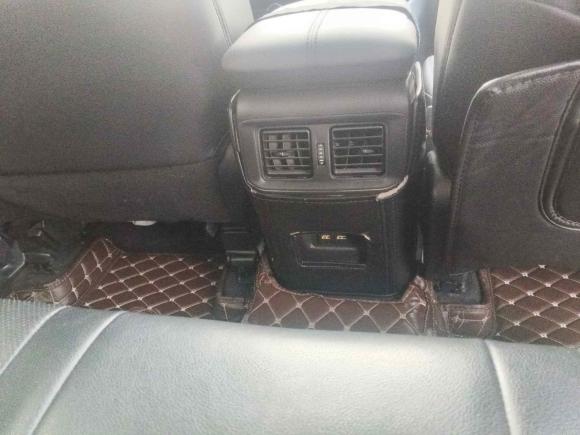 [上海·沪D] 二手丰田威兰达2020款 2.0L CVT两驱尊贵版