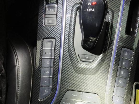 [上海·苏C] 二手魏牌魏牌 VV72020款 2.0T 旗舰型