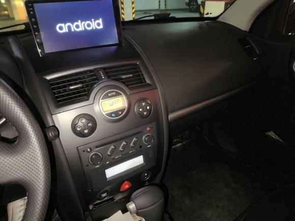 [南京·苏D] 二手雷诺梅甘娜2006款 CC 2.0