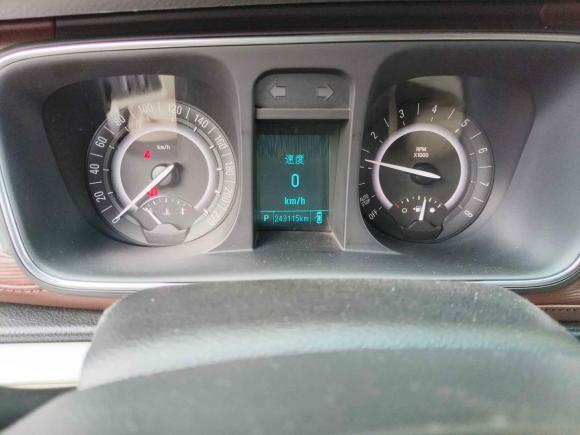 [南京·苏A] 二手别克别克GL82018款 28T 豪华型 国VI