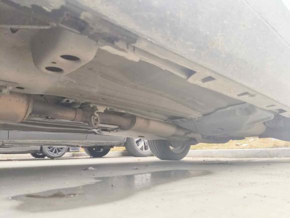 [温州·浙C] 二手路虎发现神行2015款 2.0T SE