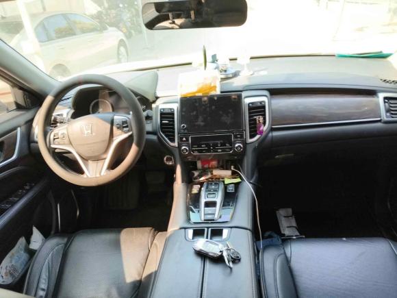 [南通·苏A] 二手本田本田UR-V2017款 370TURBO 两驱尊贵版 国V