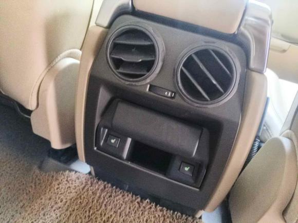 [上海·沪A] 二手路虎揽胜运动版2012款 3.0 TDV6 HSE 柴油版