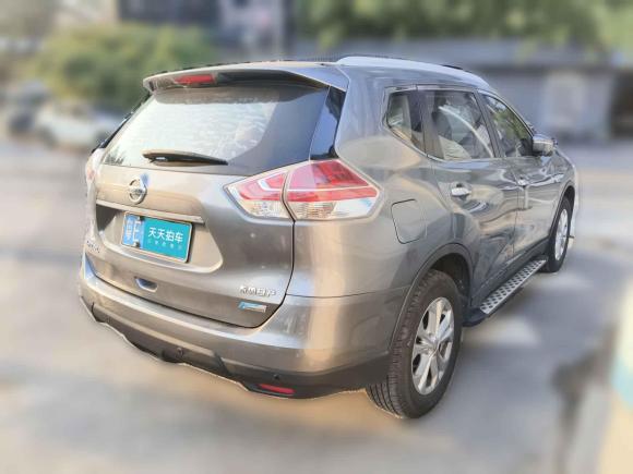 [佛山·粤E] 二手日产奇骏2014款 2.0L CVT舒适版 2WD