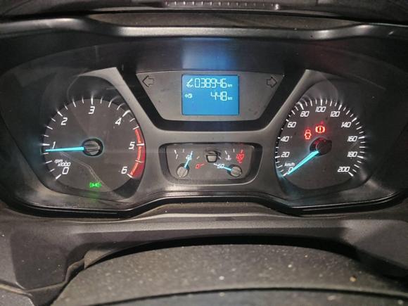 [济南·鲁A] 二手福特全顺2020款 2.0T柴油多功能商用车中轴低顶双开尾门国V