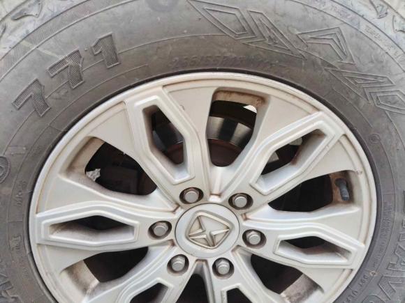 [南通·苏F] 二手江铃驭胜S3502013款 2.4T 手动两驱柴油豪华版5座