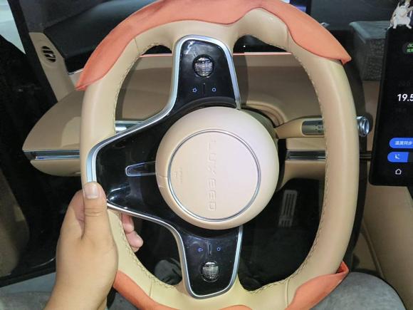 [芜湖·皖B] 二手鸿蒙智行智界R72024款 纯电 802km Max