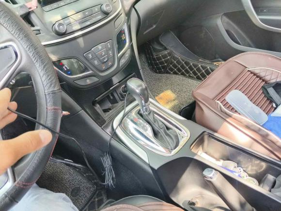 [武汉·鄂A] 二手别克君威2015款 1.6T 领先技术型