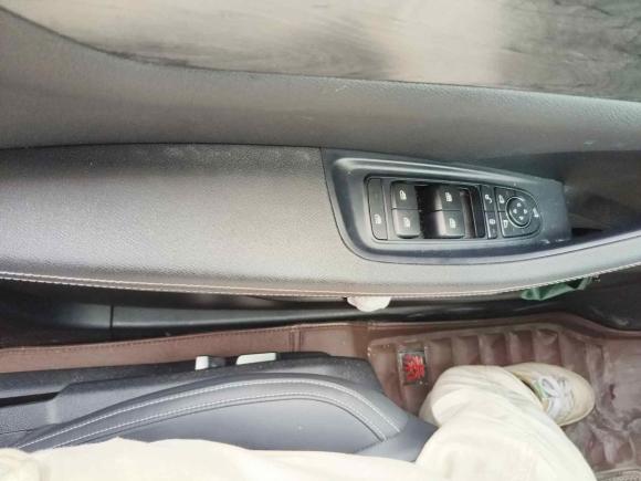 [上海·沪A] 二手比亚迪秦Pro新能源2018款 DM 1.5TI 自动智联锐耀型