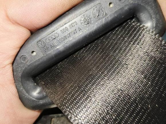 [成都·川A] 二手奥迪奥迪A4L2013款 35 TFSI 自动标准型