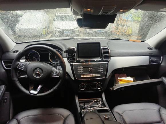 [广州·粤A] 二手奔驰奔驰GLE轿跑2015款 GLE 320 4MATIC 轿跑SUV