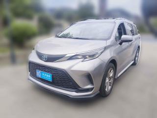 丰田格瑞维亚2023款 2.5L混动 舒适版
