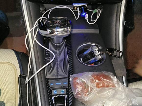 [成都·川A] 二手丰田亚洲龙2022款 双擎 2.5L XLE尊贵版