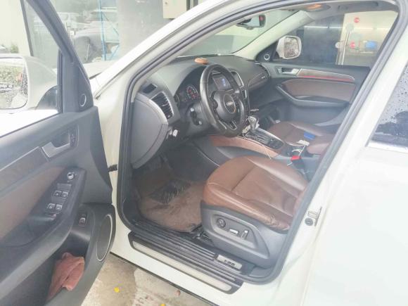 [广州·粤A] 二手奥迪奥迪Q52013款 40 TFSI 进取型