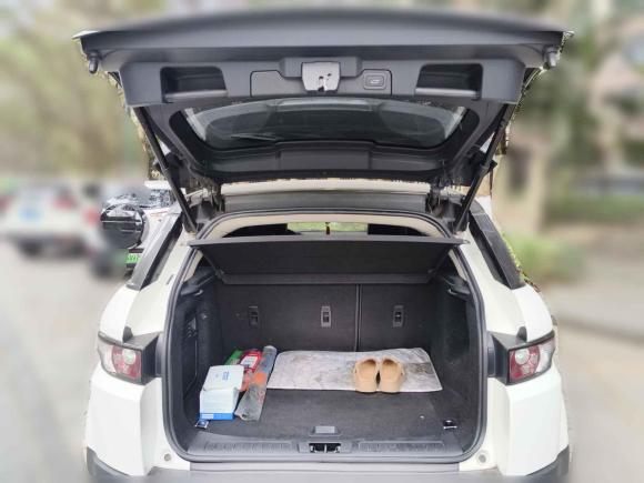 [佛山·粤X] 二手路虎揽胜极光2015款 2.0T 五门智耀版