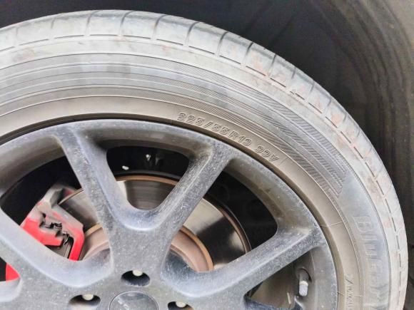 [上海·沪A] 二手道奇酷威2013款 2.4L 两驱尊尚版