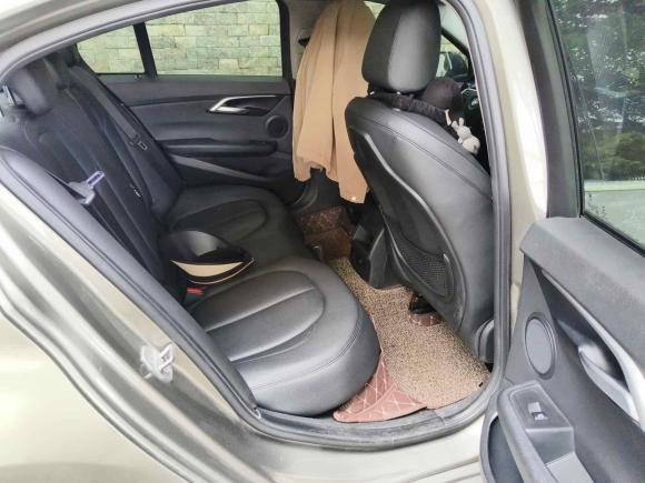 [广州·湘M] 二手宝马宝马1系2018款 改款 118i 运动型