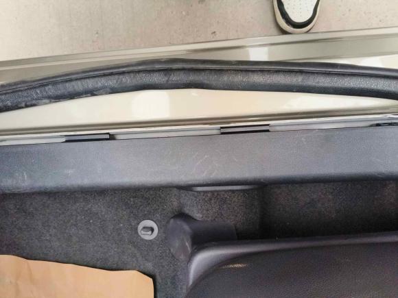 [武汉·鄂A] 二手荣威荣威3602015款 1.5L 自动豪华版