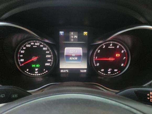 [上海·沪A] 二手奔驰奔驰GLC2016款 GLC 260 4MATIC 动感型