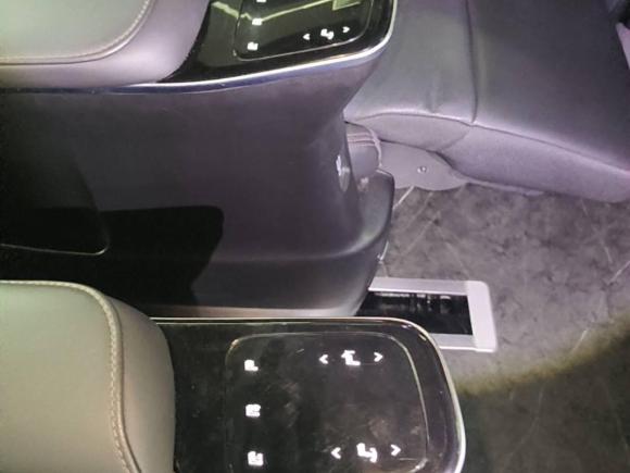 [杭州·鲁W] 二手广汽传祺传祺M82024款 大师系列 400T 尊贵版