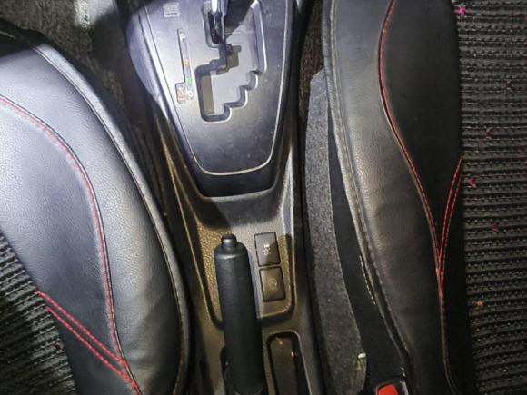 [深圳·粤B] 二手丰田YARiS L 致炫2021款 1.5L CVT领先版