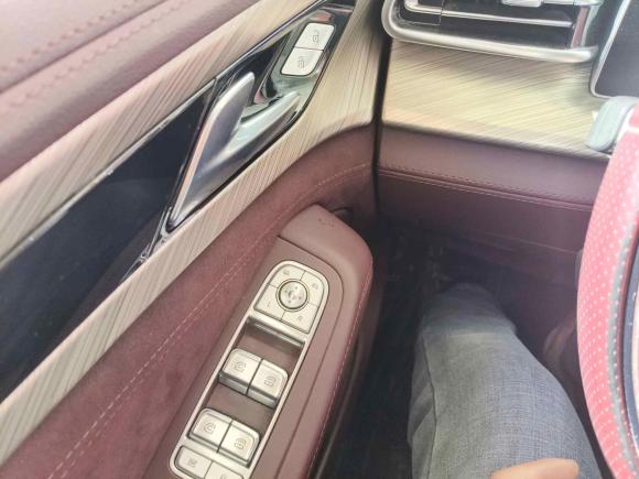 [义乌·沪C] 二手红旗红旗H92020款 改款 2.0T 智联旗畅版