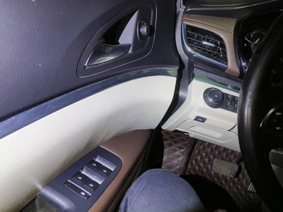 [杭州·浙A] 二手别克别克GL82020款 陆上公务舱 652T 豪华型