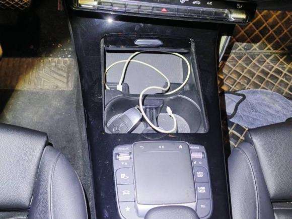 [成都·川B] 二手奔驰奔驰A级2021款 A 200 L 运动轿车动感型